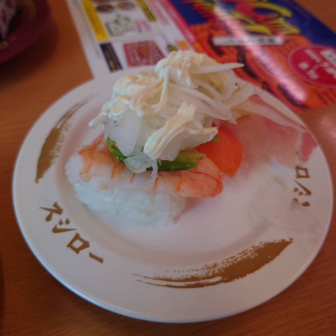 郎 〕スシロー大行列は北京1号店だけでなく シンガポール 台湾