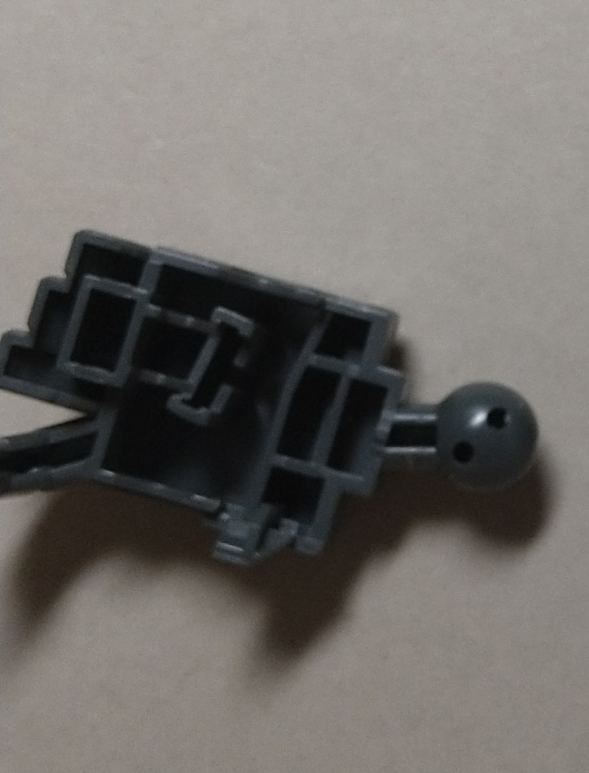 地震による被災品】ガンプラ ジャンク品／部品取り・修復用 ジャンクの