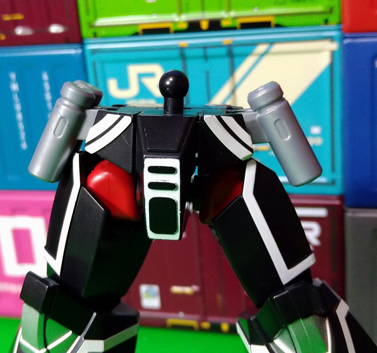 シール地獄の果てのとんでもない可動範囲、かっこよさ！ スーパー