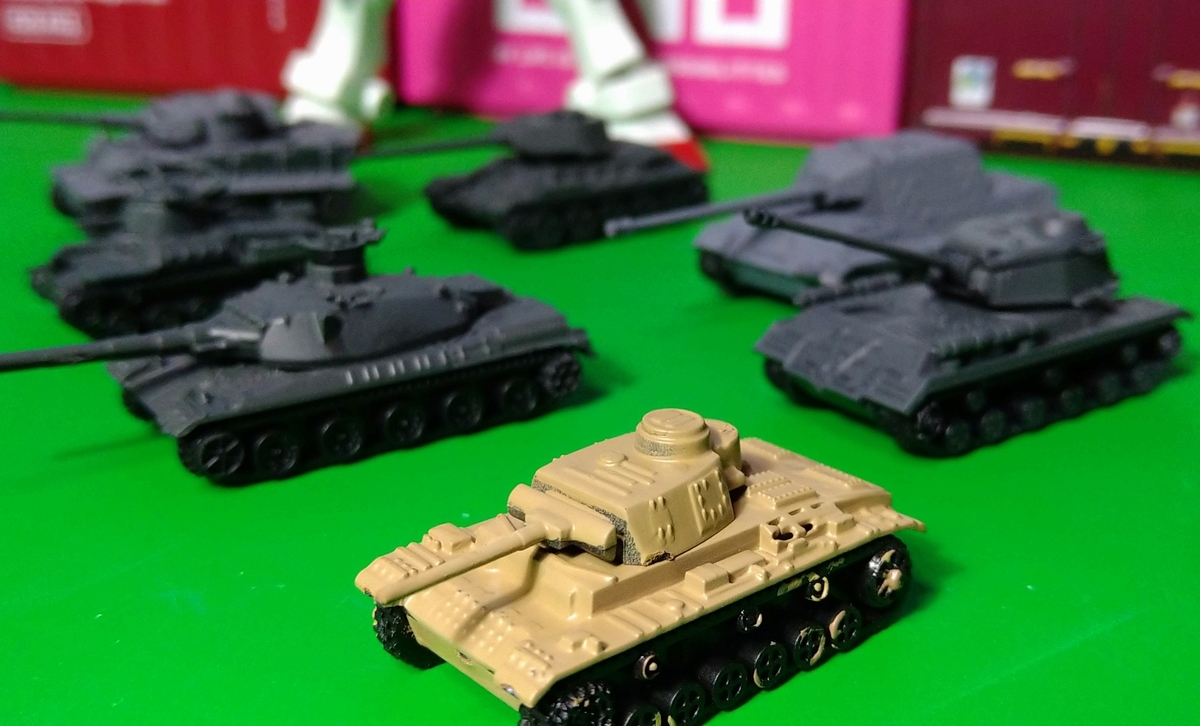 ひとつ買えば大部隊！？Amazonで売ってる怪しい激安の戦車