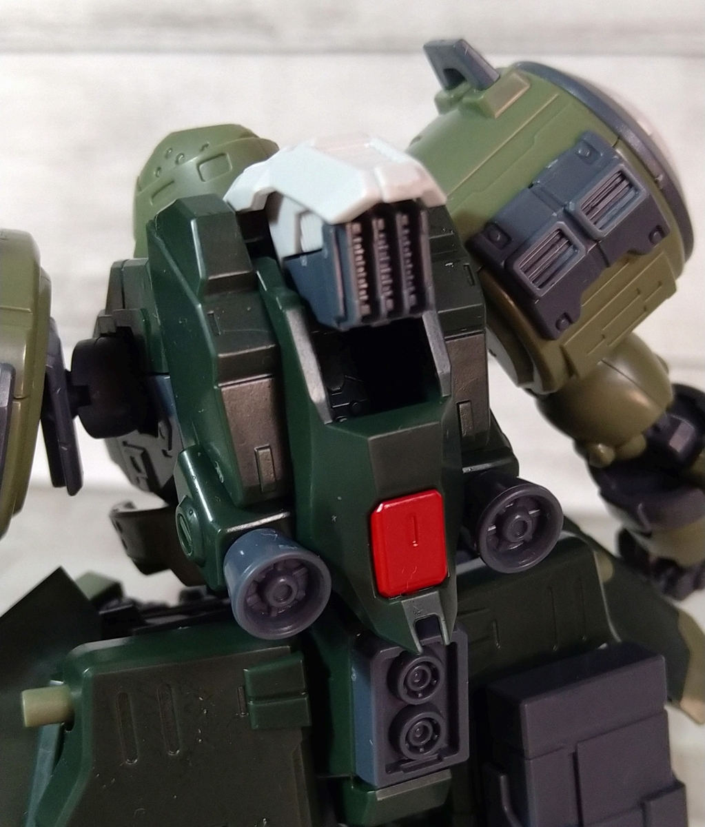 ヤバい！完成度高い！遊べる！中国完全オリジナルロボット 複数樹脂を