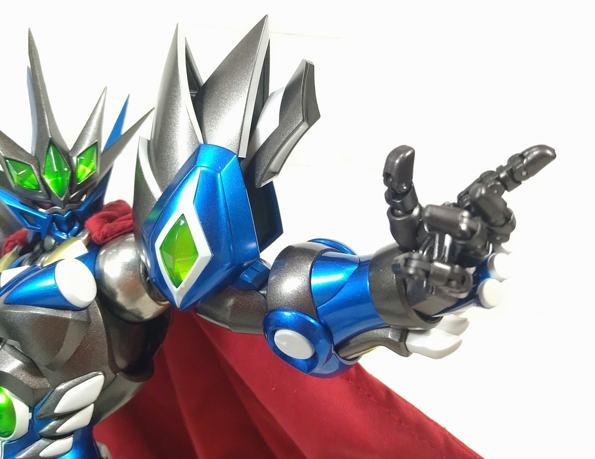 千値練　RIOBOT ヴァイサーガ スパロボOG』より剣撃戦闘用特殊人型機動兵器「ヴァイサーガ」が千値練