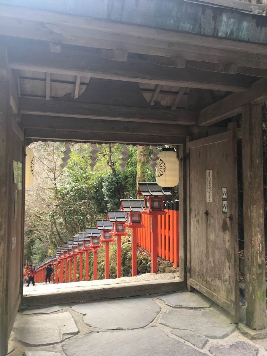 f:id:isoyo:20191222230210j:plain