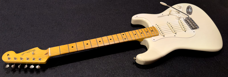 50年代タイプのストラトタイプ