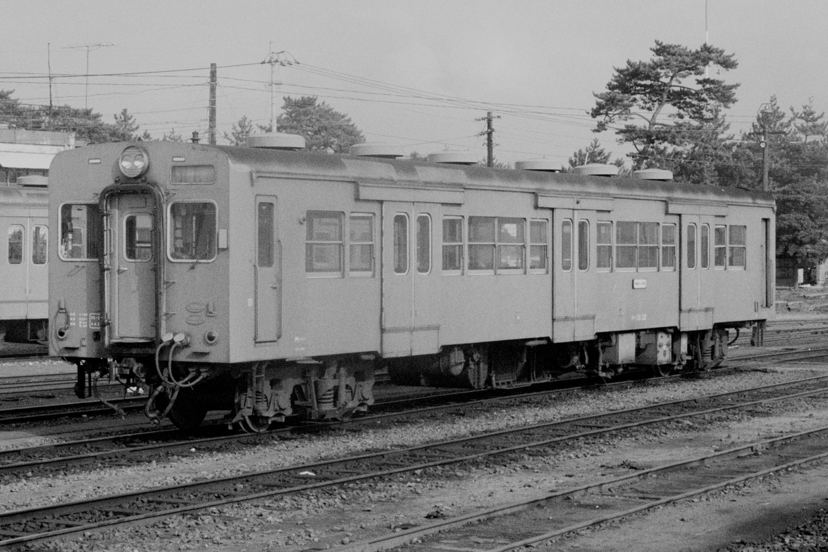 筑肥線電化前日 12-7（東唐津 旧駅） - 一睡の夢：国鉄末期の12年