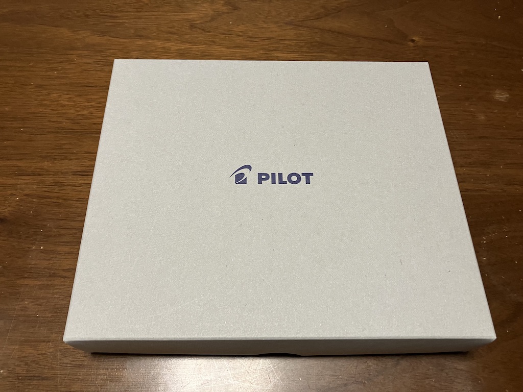 株主優待をリスク０でゲットしよう！「パイロット (7846)」クロス取引実践 - てくてく歩く