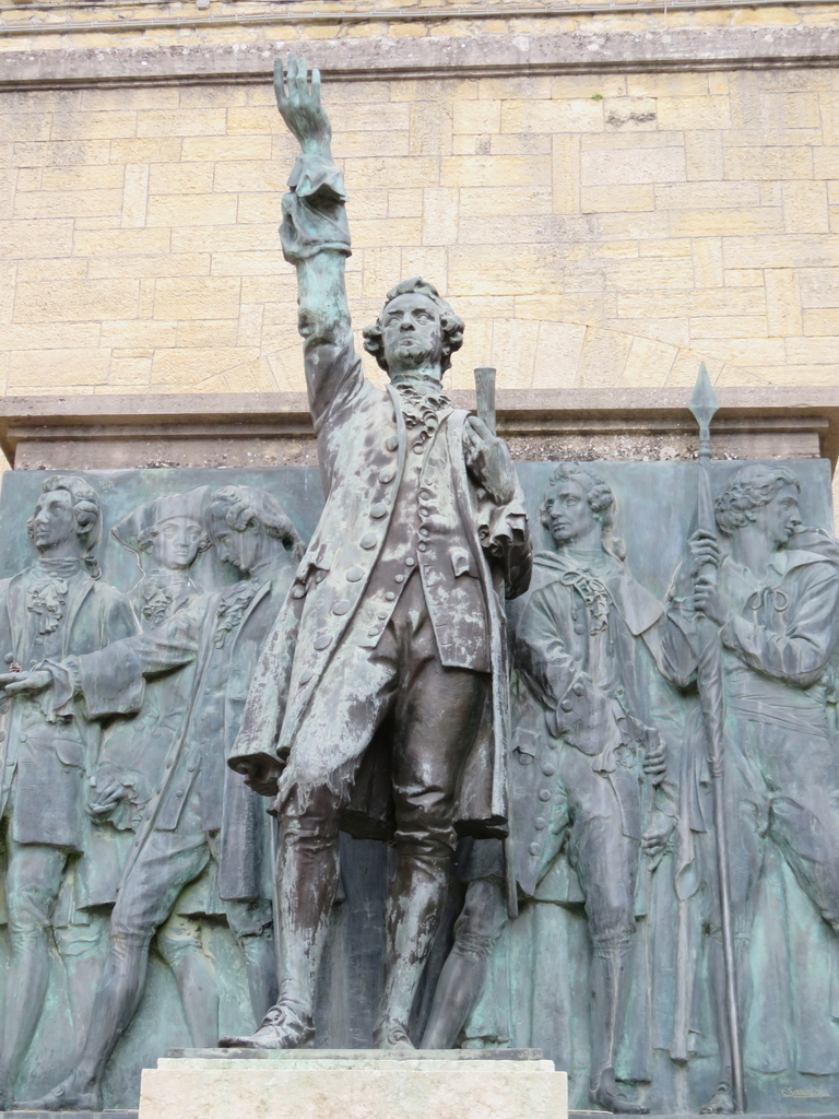 サンマリノ共和国におけるファシスト政権史(1923-44) ―中立を宣言した山上の小国ファシズムの悲哀― - Associazione  Italiana del Duce -ドゥーチェのイタリア協会へようこそ！-, image size:768x1024