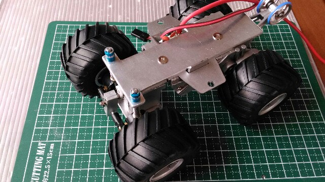 ワイルドミニ四駆改造RC マンモスダンプ復活編（その4 組み立て