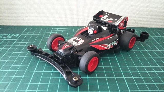 Xotik 1/32ミニ四駆RC × タミヤ 1/32ミニ四駆くまモンバージョン