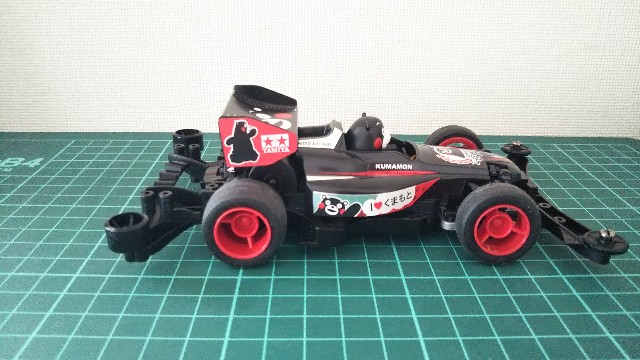 Xotik 1/32ミニ四駆RC × タミヤ 1/32ミニ四駆くまモンバージョン