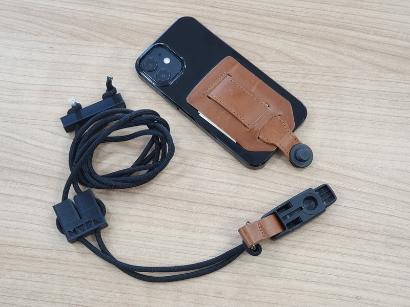 旅ストラップ スマホを絶対に落とさない安心感 Iphoneでスナップ撮影には必須アイテム ストラップ追記あり 伊藤浩一のモバイル モビリティライフ応援団