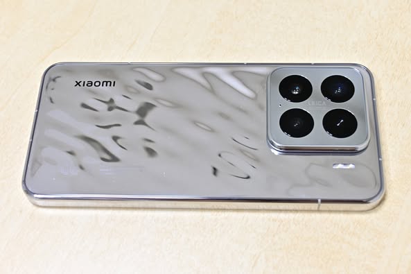 Xiaomi 15リキッドシルバーはケースを付けずに裸で使いたい