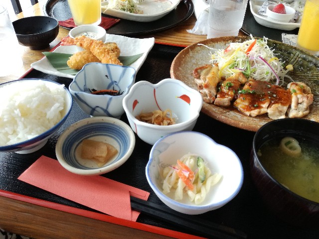 お座敷あり 眺望ありの定食ランチなら 町屋かふぇ 南風茶屋 子連れ移住 東京から福岡県糸島市へ移住
