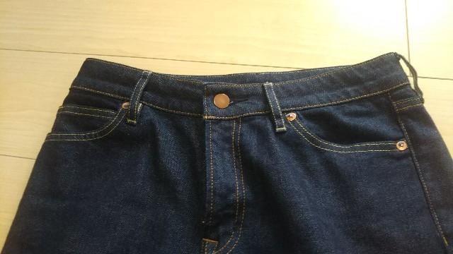 ポッコリおなかもスッキリ見える 無印良品のスリムストレートデニム ゆるラク シンプルライフ