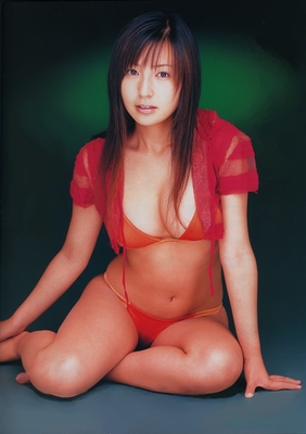 石井めぐる水着画像
