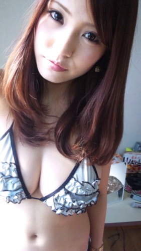岸明日香