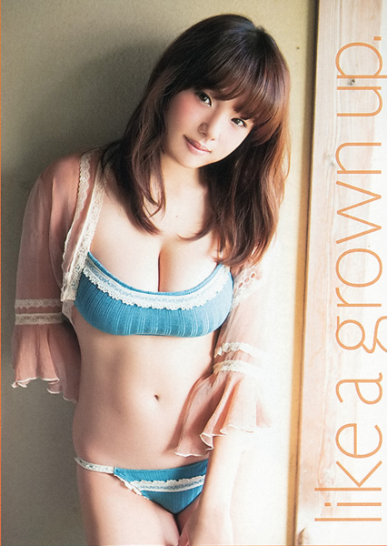 篠崎愛
