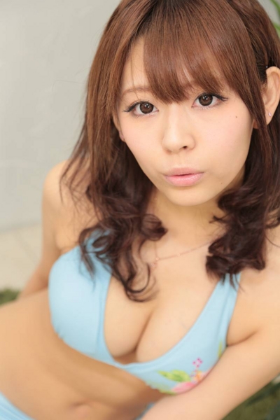 小日向結衣水着画像