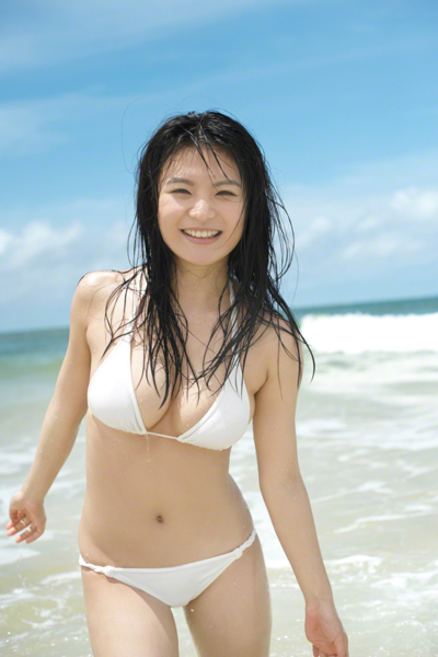 星名美津紀水着画像