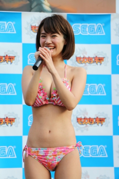 菜乃花水着画像