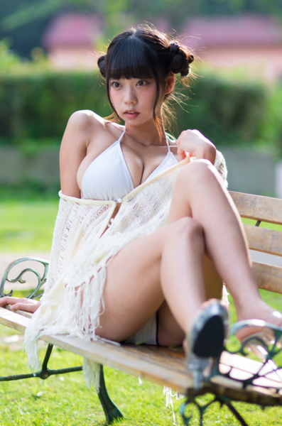 青山ひかる水着画像