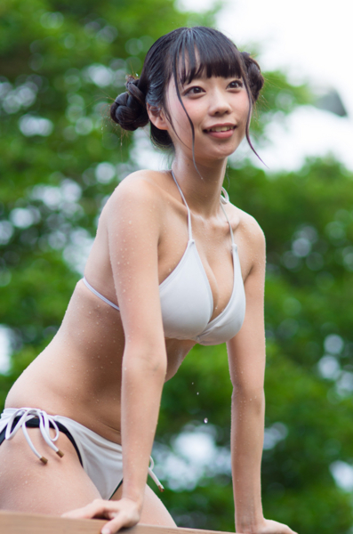青山ひかる水着画像