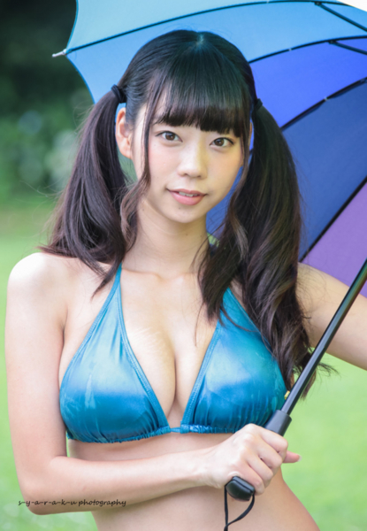 青山ひかる水着画像