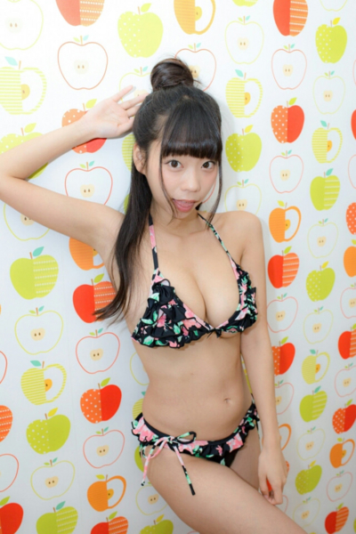 青山ひかる水着画像