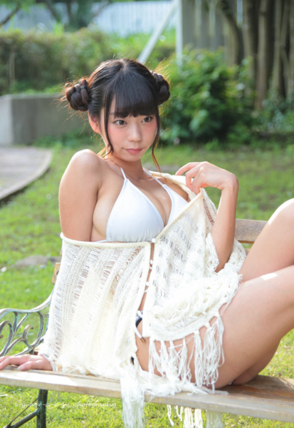 青山ひかる水着画像