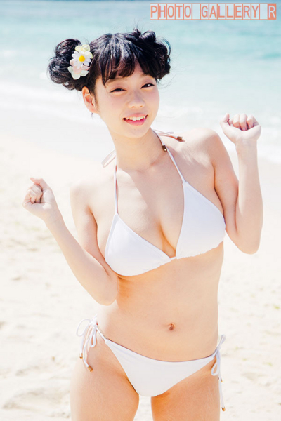 青山ひかる水着画像