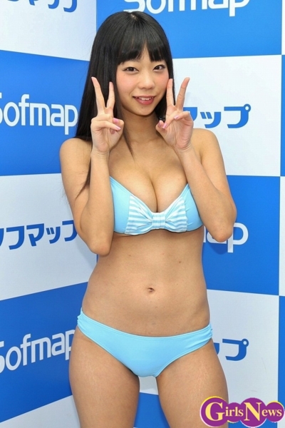 青山ひかる水着画像