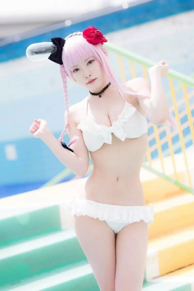 山吹りょう水着画像