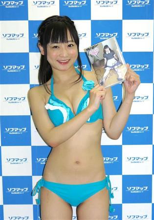 永井すみれ水着画像