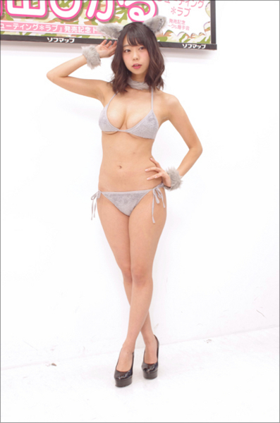 青山ひかる水着画像