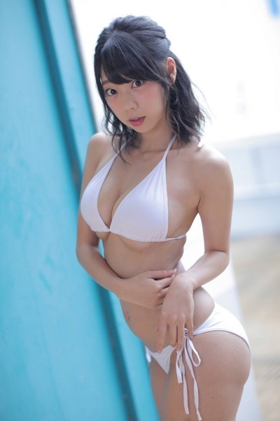 青山ひかる水着画像
