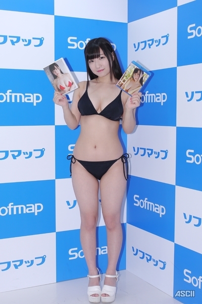 小日向ななせ水着画像