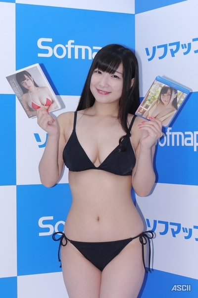 小日向ななせ水着画像