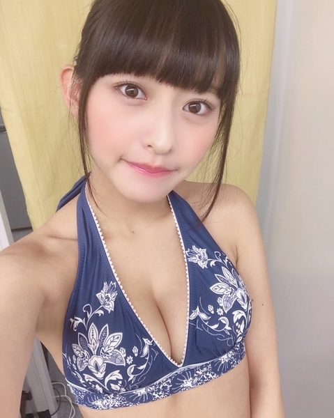 高崎かなみ