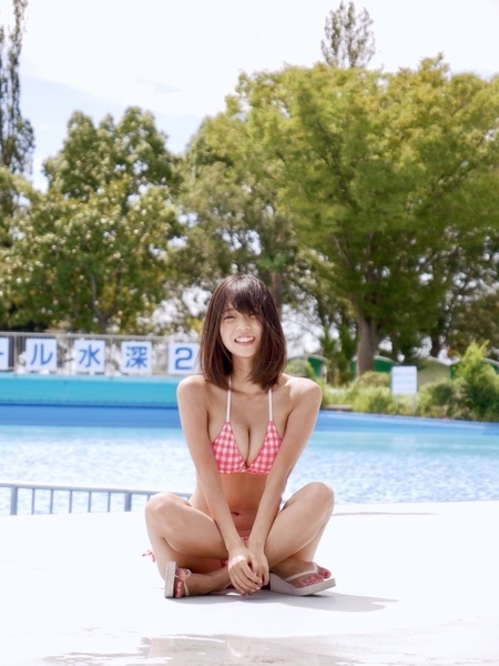 青山ひかる水着画像