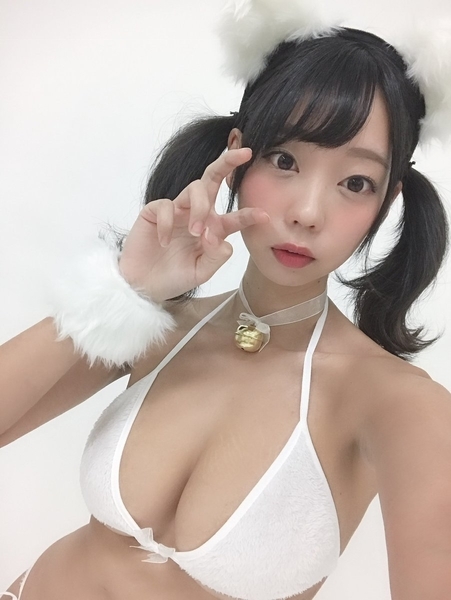 青山ひかる水着画像