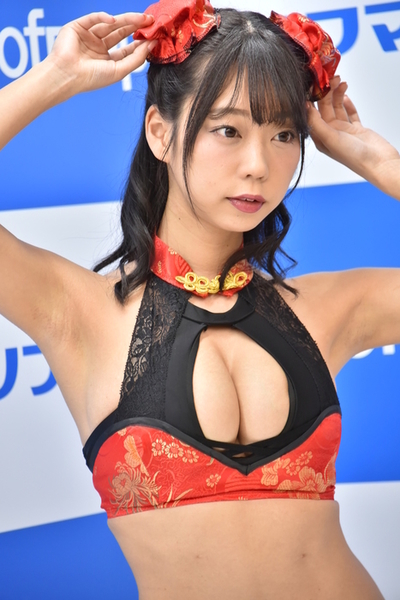 青山ひかる水着画像
