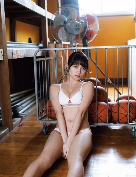 桃月なしこ