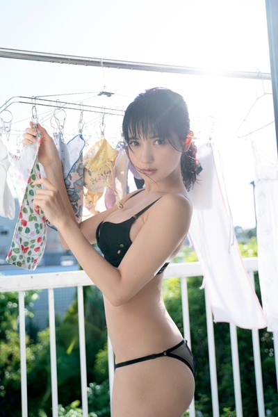 桃月なしこ
