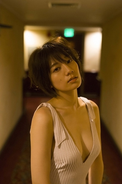 佐藤美希水着画像