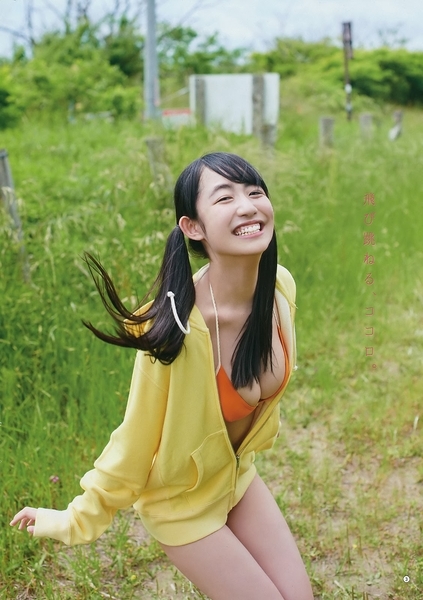長尾しおり水着画像