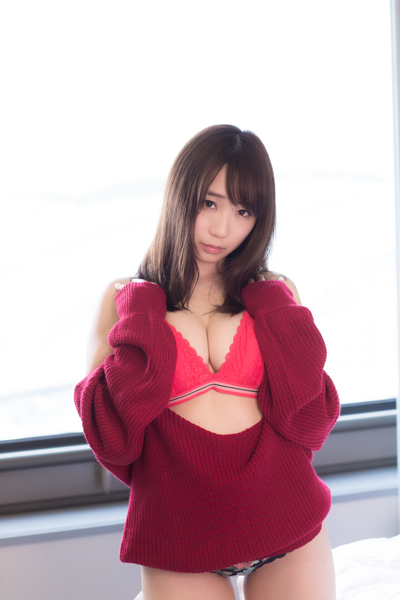 伊織もえ水着画像