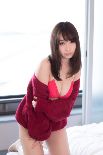 伊織もえ水着画像