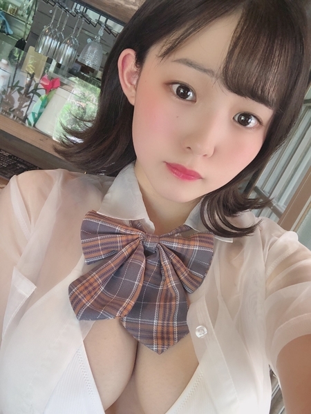 花咲ひより水着画像