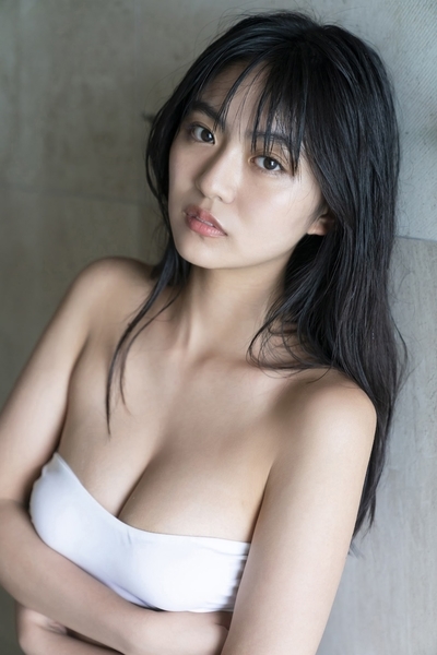 豊田ルナ水着画像