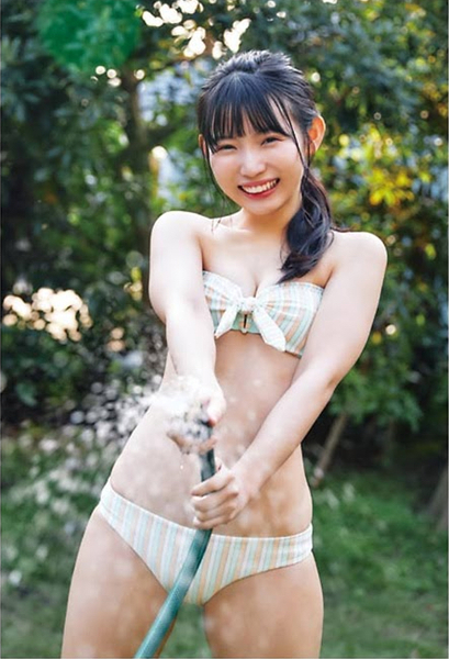 雪村花鈴水着画像